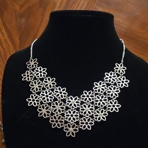 Charming Charlie Silver Daisy Necklace